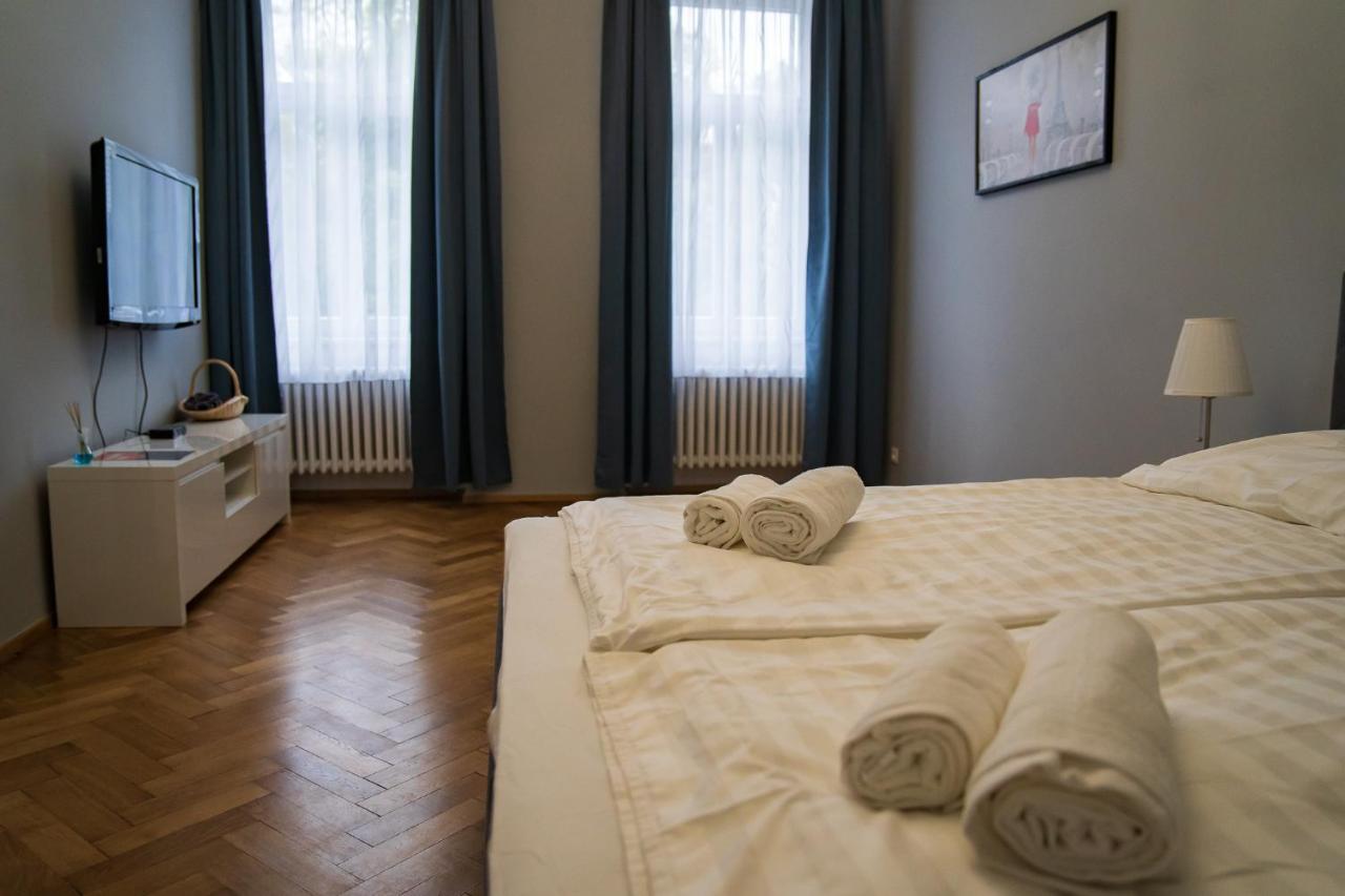 קרלובי וארי Top Class Apartments In Carlsbad Bulharska Street מראה חיצוני תמונה