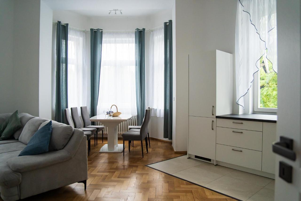 קרלובי וארי Top Class Apartments In Carlsbad Bulharska Street מראה חיצוני תמונה