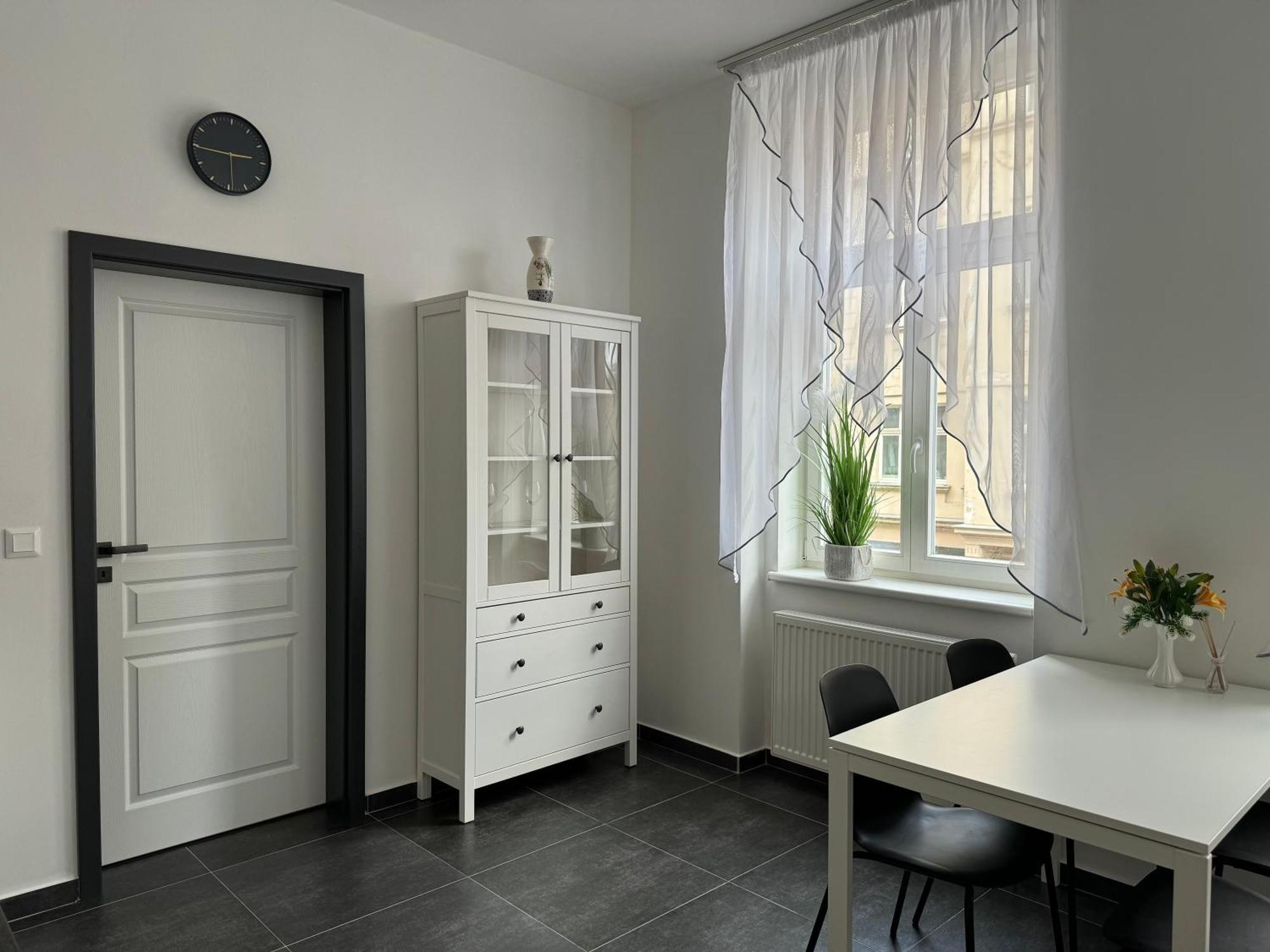 קרלובי וארי Top Class Apartments In Carlsbad Bulharska Street מראה חיצוני תמונה